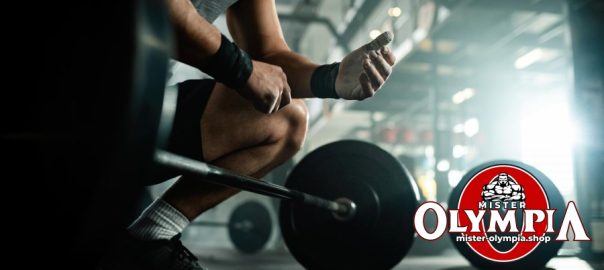 powerlifting vs bodybuilding